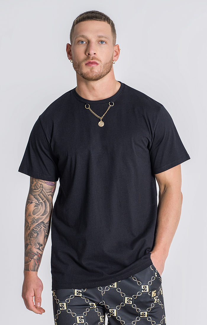Black Chained Pendant Tee
